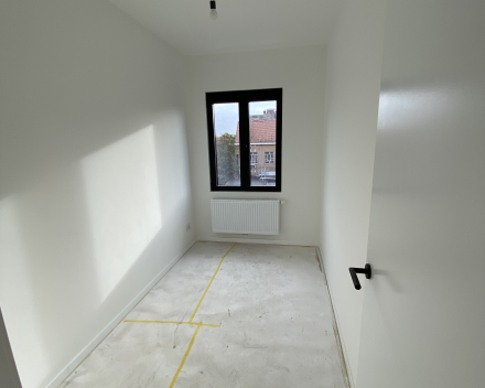 Eisenhowerlei in Borgerhout: prachtig ruim, lichtrijk appartement op de derde verdieping