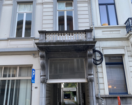 Sint-Thomasstraat in Antwerpen: totaalrenovatie van een karaktervol statig Antwerps herenhuis. 9 prachtige units in de maak!