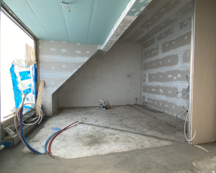 De Valk in Mortsel: compact lichtrijk appartement mét ruim zonneterras op de derde verdieping